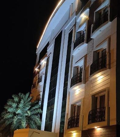 Aparthotel Pine Tree Kanchipuram Esterno foto